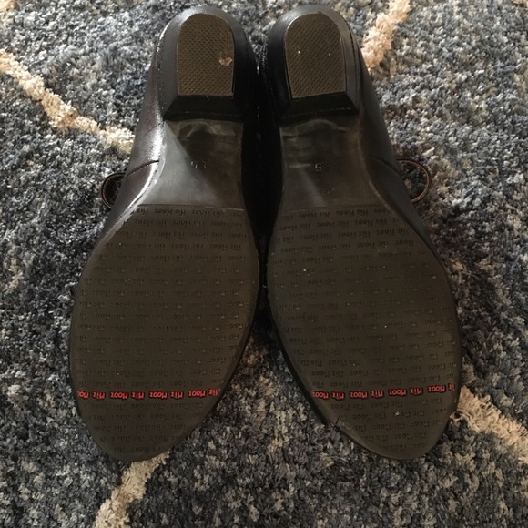 Phoebe T-Strap Heels - Picture 5 of 8